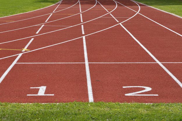 tartan-track-2678544_960_720